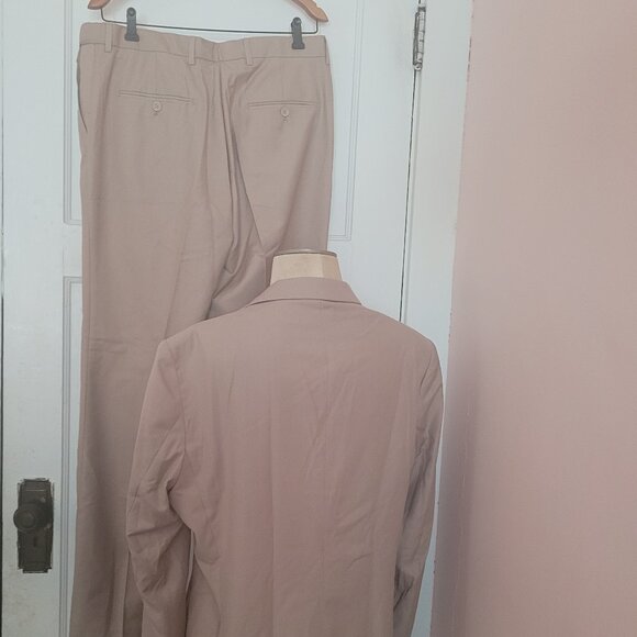 Wehilion 4236 Men's Champagne Regular Fit 2 Piece Suit Set Size L - Picture 5 of 10